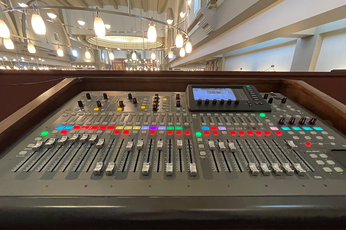 Behringer x 32 phoenix Audio Visual Rentals Phoenix