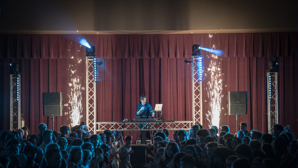 dj in Buckeye arizona - school dance package - dj in avondale dj in peoria dj in mesa